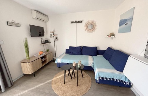 Les Sablettes Apartment | T2 climatisé dans résidence avec piscine, tout à pied