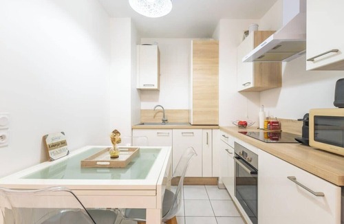 Sainte-Anne Apartment | T2 - Cocon du Lancier - Terrasse et Parking