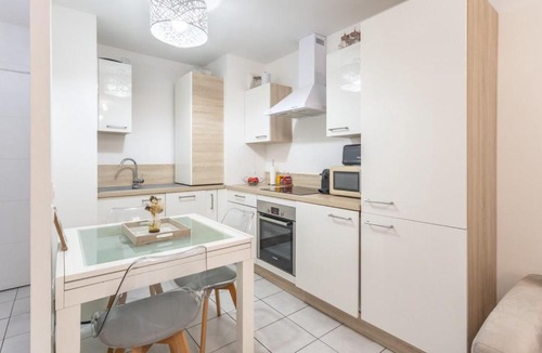 Sainte-Anne Apartment | T2 - Cocon du Lancier - Terrasse et Parking