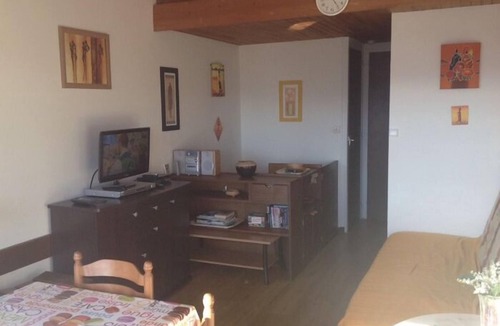 Murat-le-Quaire Apartment | T2 Duplex Exceptional view of the Sancy