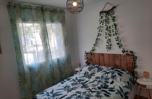 Prado - Republique Apartment | T2 neuf, balcon, centre Cannes, 15 min du Palais