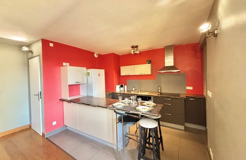 Centre-ville rive gauche Apartment | T3 Duplex 60m² ~ 2 bedrooms ~ Mayenne view