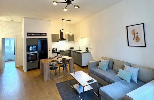 Bourgoin-Jallieu Apartment | T3 hyper center near train station