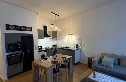 Bourgoin-Jallieu Apartment | T3 hyper center near train station