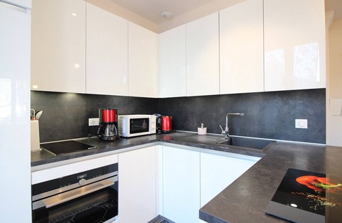 La Bourboule Apartment | T3 in La Bourboule with parking and WiFi - Perfect for 4 guests