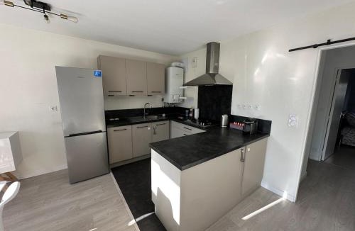 Saint-Jacques-de-la-Lande Apartment | T3 proche aéroport
