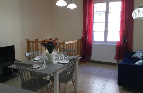 Cahors Old Town Apartment | Tapis vert 2