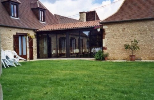 Rouffignac-Saint-Cernin-de-Reilhac House | (Text automatically translated) House furnished character the character ancienneMaison