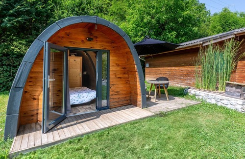 Touet-sur-Var House | Tiny Home 'Le Pod 3' with Mountain View, Wi-Fi and Air Conditioning