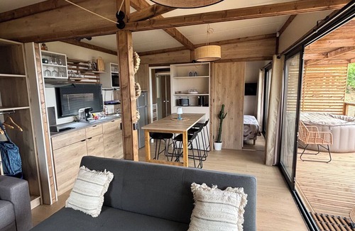 Calcatoggio Ski Chalet | Tiny House 1
