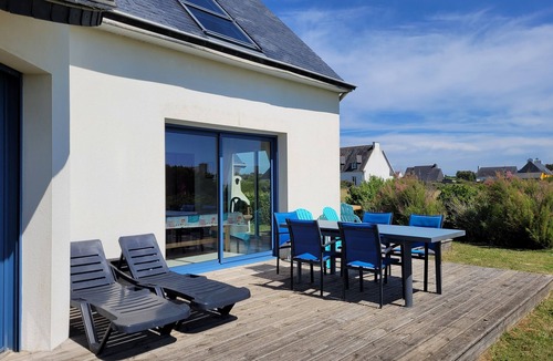 Plozevet House | Tipoz'Immo Les Coquillages - Sea view and access on foot to the GR34 - Pets welcome