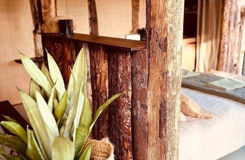 Mauguio Bed & Breakfast | To complete