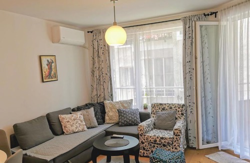 Oborishte Apartment | "To Sofia with Love"-Apartment-1- free parking