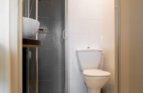 Istres Hotel | Top Motel