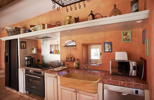 Saint-Restitut House | Traditional Provencal farmhouse with pool in exceptional site