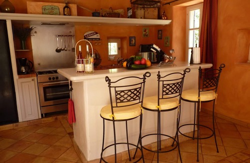 Saint-Restitut House | Traditional Provencal farmhouse with pool in exceptional site