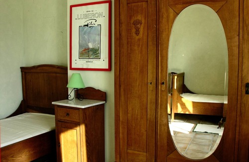 Lacoste House | Traditional provincial holiday home - air conditioned