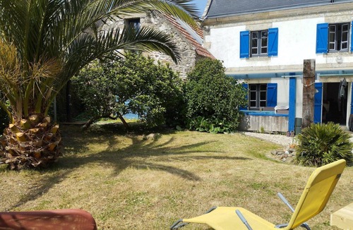 Cleden-Cap-Sizun House | Tranquil Stay Near Audierne