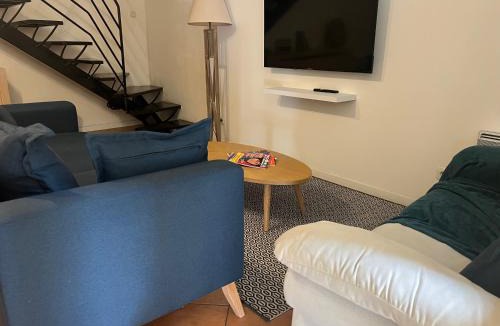 La Roche-de-Glun Apartment | Triplex à La Roche de Glun