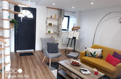 Lanrivoare House | Ty-Reviens
