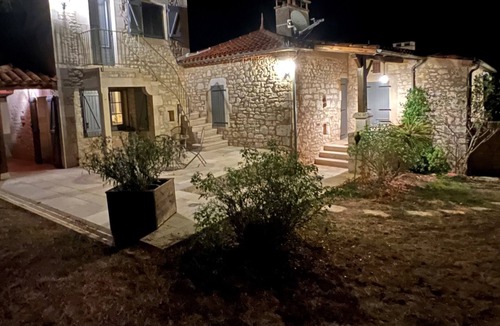 Grezels House | Typical house with dovecote, swimming pool, summer kitchen, close to vineyards