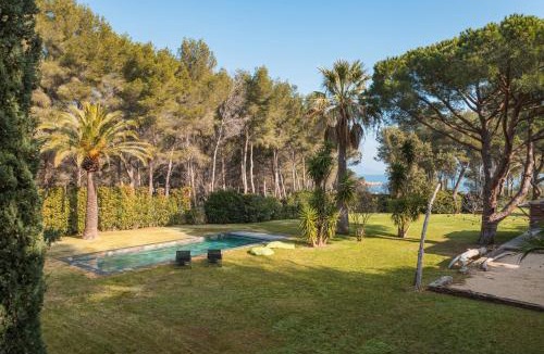 Cap Benat Villa | Ubuntu, villa d'architecte, classée 5 étoiles, vue mer, plage à 250m, tennis