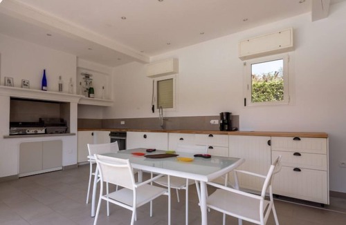 Les Restanques House | Vacation home Alwena by Interhome