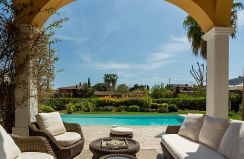 Les Restanques House | Vacation home Alwena by Interhome