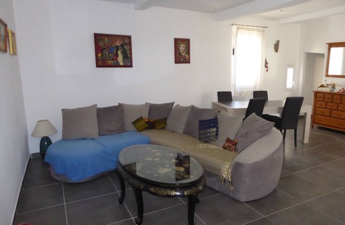 Puimoisson House | Vacation Home "Maison De Village" with Mountain View & Private Terrace