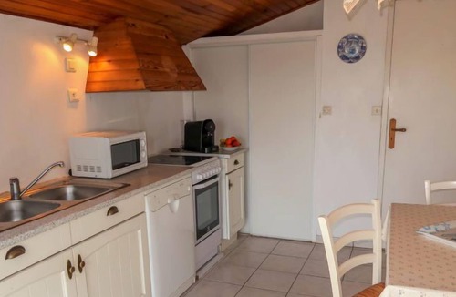 Lanildut House | Vacation home Ti An Tevenn in Lanildut - 6 persons, 4 bedrooms