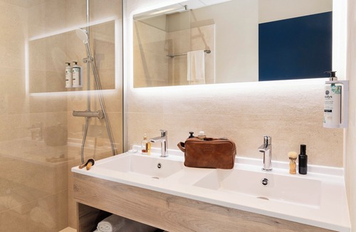 Treboul Hotel | Valdys Thalasso & Spa Hotel - l’Escale marine