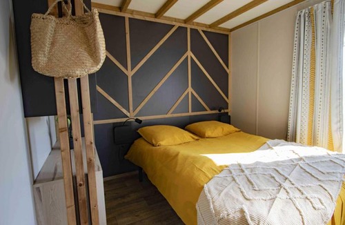 Chatillon-en-Diois Hotel | Valterra Lodges à Châtillon-en-Diois