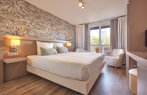 Saint-Aygulf Hotel | Van der Valk Hotel Le Catalogne Saint Aygulf