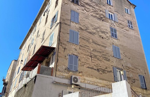 Corte Apartment | Very nice new T2 hyper center 4p wifi washing machine, quiet and bright