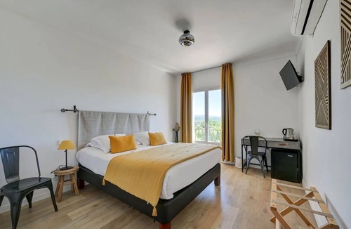 Joucas Hotel | Vilajoun