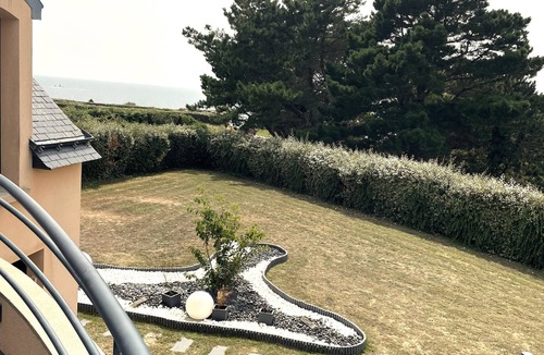 Kerherou Villa | VILLA 5 * LE REPERE: swimming pool, spa, sea view and beach on foot!