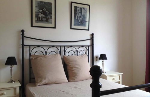 Villedieu Villa | Villa 'Authentic with Swimming Pool' with Private Pool, Private Terrace and Wi-Fi