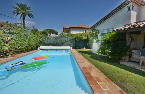 Juan-les-Pins Villa | Villa Avec Piscine Privée à Juan-les -pins, Centre Ville