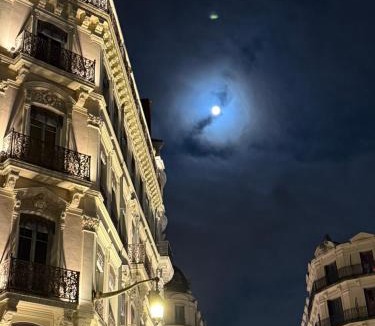 3rd Arrondissement Apartment | Villa B