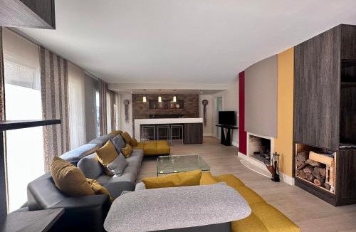 Brive-la-Gaillarde Villa | Villa Bardon - Design - Centre-ville - Piscine