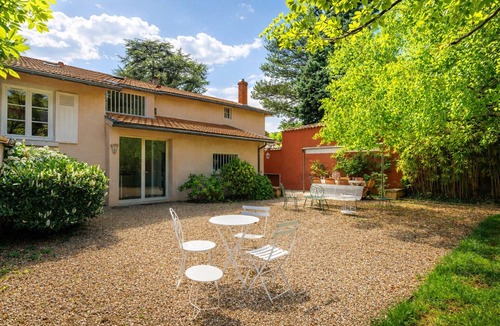 Ecully Villa | Villa Belle Écully - Welkeys