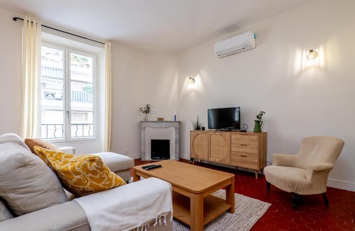 Prado - Republique Apartment | Villa CANA