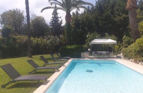 La Celle-sous-Gouzon Villa | Villa Cannes
