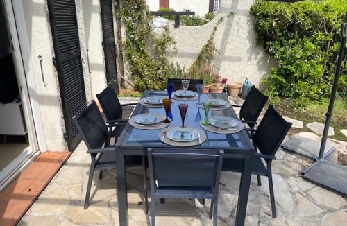 Cap-d'Antibes Villa | Villa Cap d'Antibes 300m from the beach of La Salis