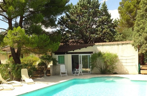 Chateauneuf-de-Gadagne House | Villa Châteauneuf-de-Gadagne, 4 bedrooms, 9 persons