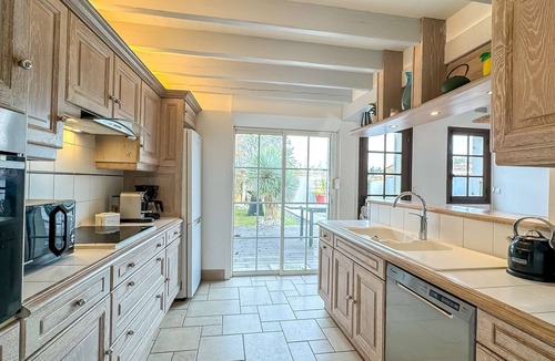La Couarde-sur-Mer House | Villa Coco with private pool in the village center