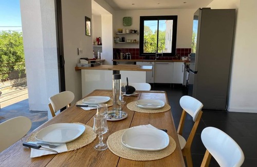 Montredon House | Villa D'architecte, 3min de la Plage, Adossée au Parc des Calanques