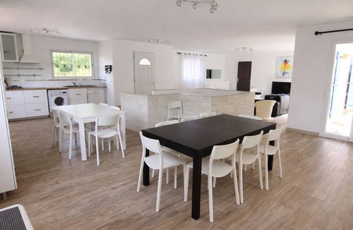 Les Baraques Villa | Villa D'architecte Avec Piscine Privée, Jolie vue sur les Collines de Grasse