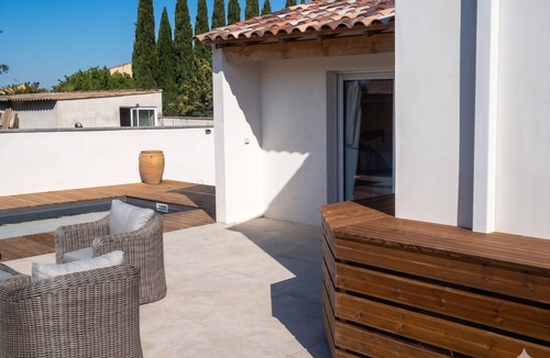 Saint-Gilles Villa | Villa d'Exception avec Piscine - Comfort & Sun