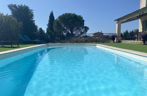 Saint-Saturnin-les-Apt House | Villa de Vacances Confortable Idéale Pour des Vacances en Toute Sérénité!